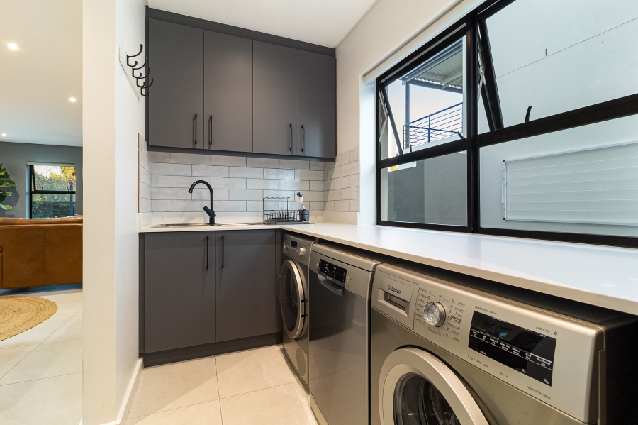 4 Bedroom Property for Sale in Tara Western Cape